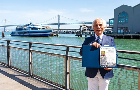 83岁日本HAM独自一人驾驶游艇横渡太平洋