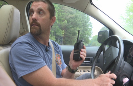 埃托瓦县的山脉阻挡了急救人员的无线电信号